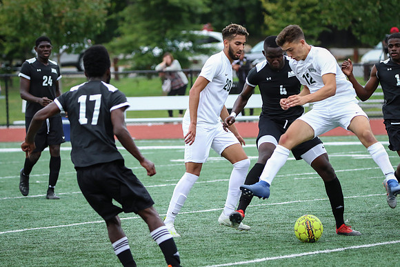 Men's Soccer_-202