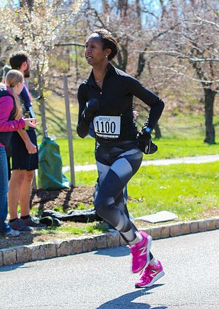 Cherry Blossom 10k Run-139